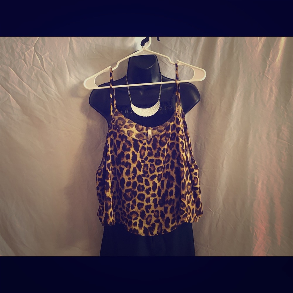 Size 3x crop top cheetah